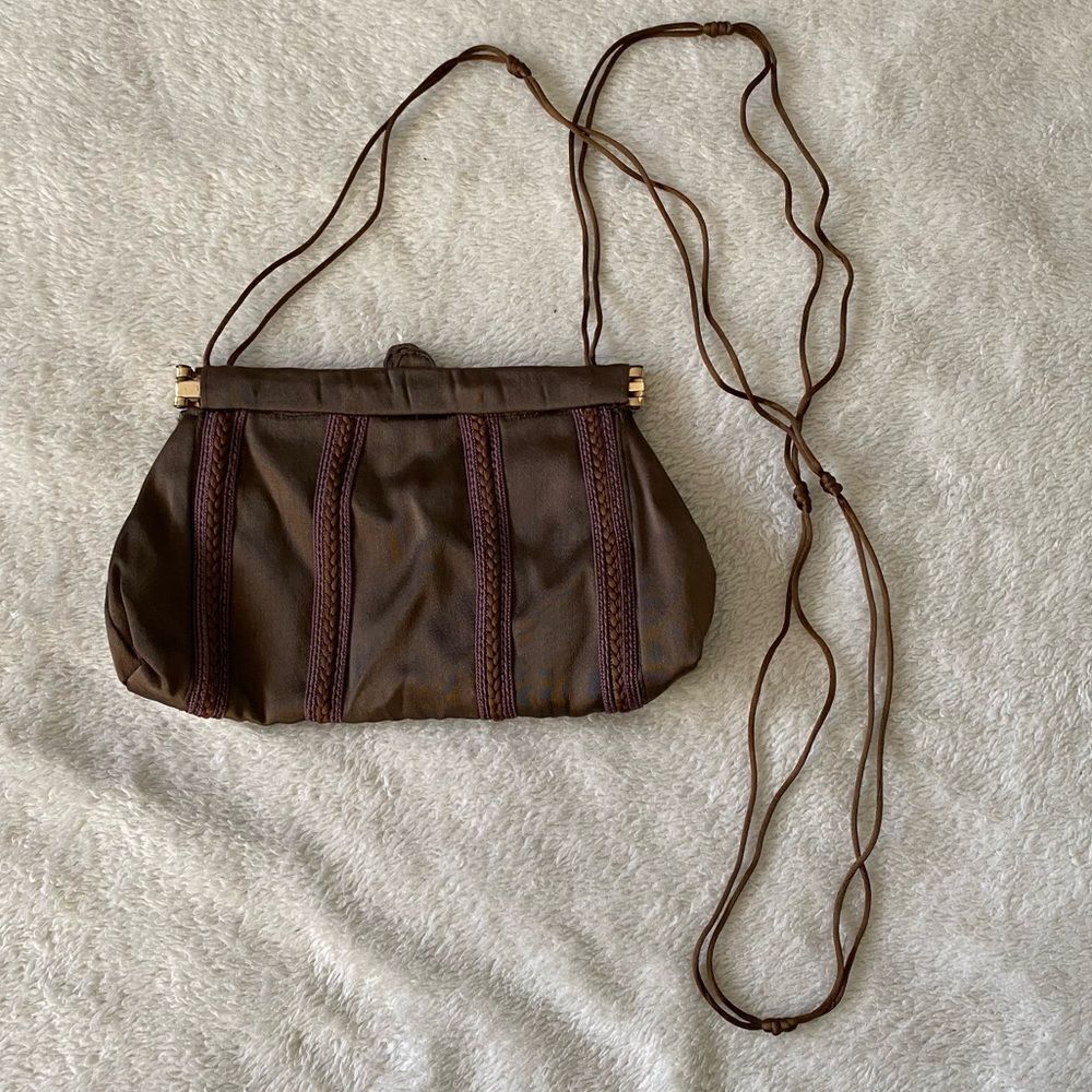 𝅺VINTAGE Olive green braided accents clutch with optional strap pop closure​​​​​